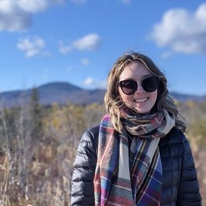 Meet your Posher, Alyson